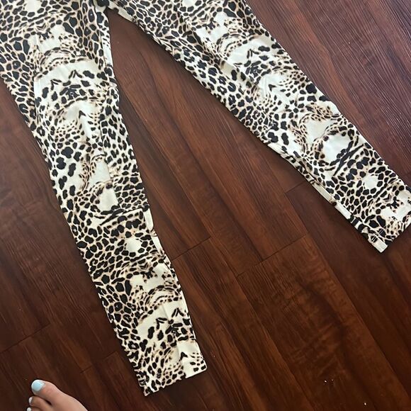 Tart Animal Print Pants - Size Small 2 NEW - Back Pockets - Soft Material NWT - Picture 3 of 5